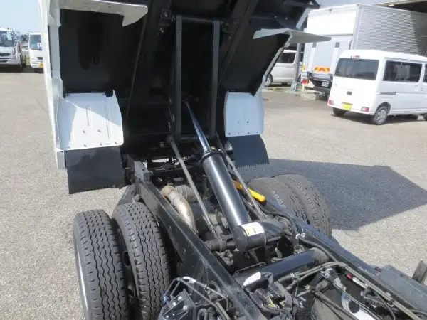 三菱 キャンター 小型 ダンプ 土砂禁 ステンレス張りの中古トラック画像16