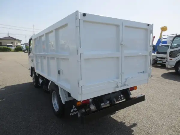 三菱 キャンター 小型 ダンプ 土砂禁 ステンレス張りの中古トラック画像8