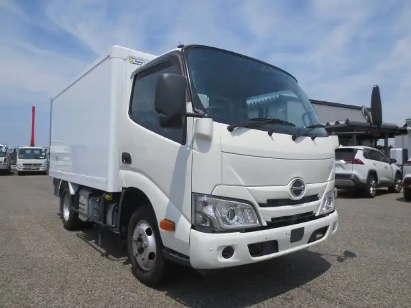 日野 デュトロ 小型 冷凍冷蔵 低温 スタンバイの中古トラック画像3
