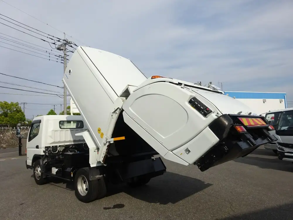 三菱 キャンター 小型 パッカー車 巻き込み式 回転ダンプ式の中古トラック画像6