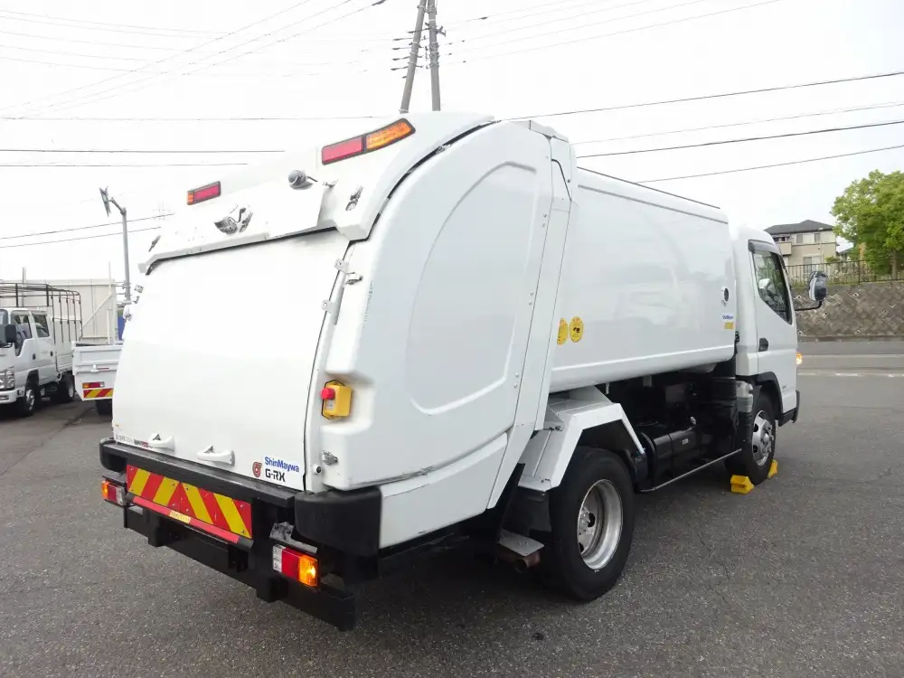 三菱 キャンター 小型 パッカー車 巻き込み式 回転ダンプ式の中古トラック画像4