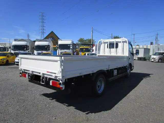 日野 デュトロ 小型 平ボディ 2RG-XZU655M R5の中古トラック画像5