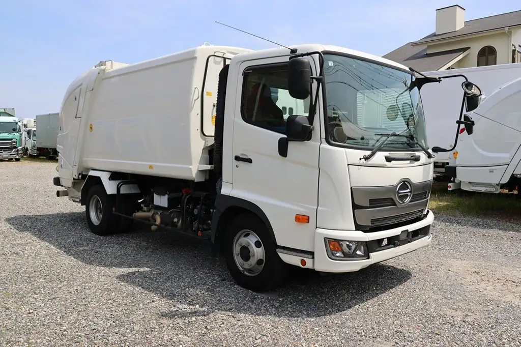 日野 レンジャー 中型/増トン パッカー車 プレス式 2KG-FC2ABAの中古トラック画像2