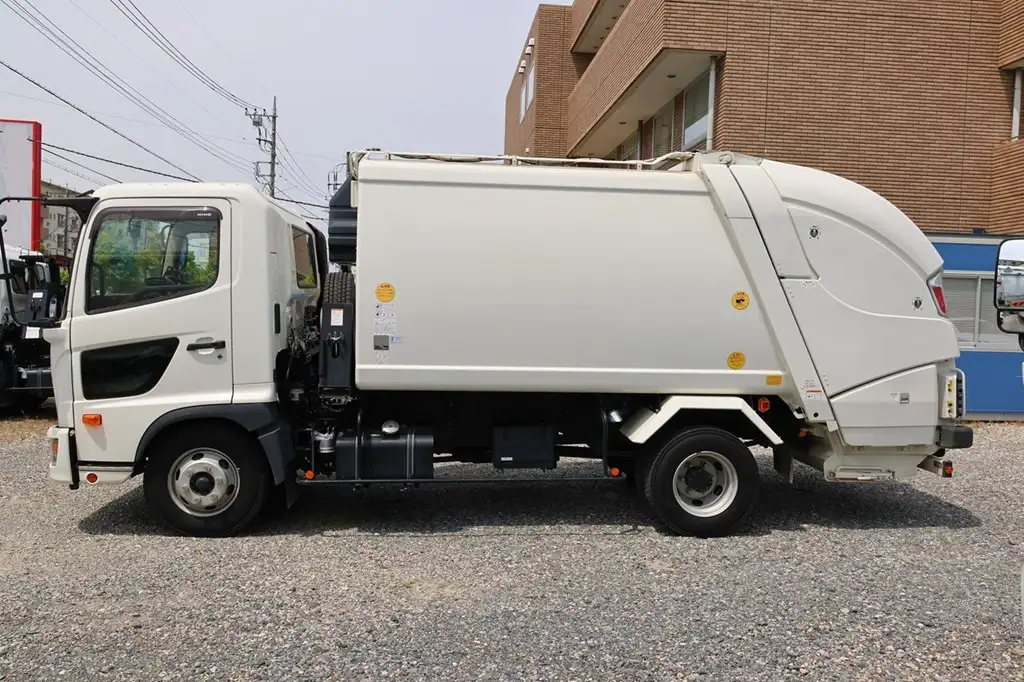 日野 レンジャー 中型/増トン パッカー車 プレス式 2KG-FC2ABAの中古トラック画像4