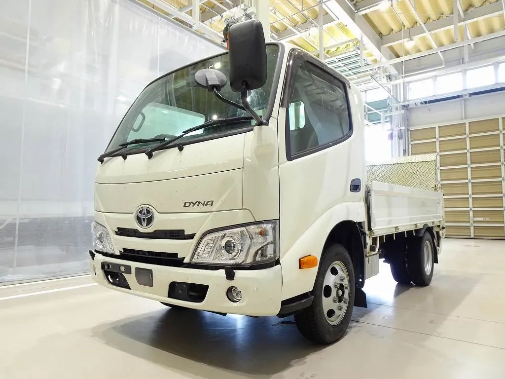トヨタ ダイナ 小型 平ボディ 床鉄板 2RG-XZU605 の中古トラック【車両No.175481】