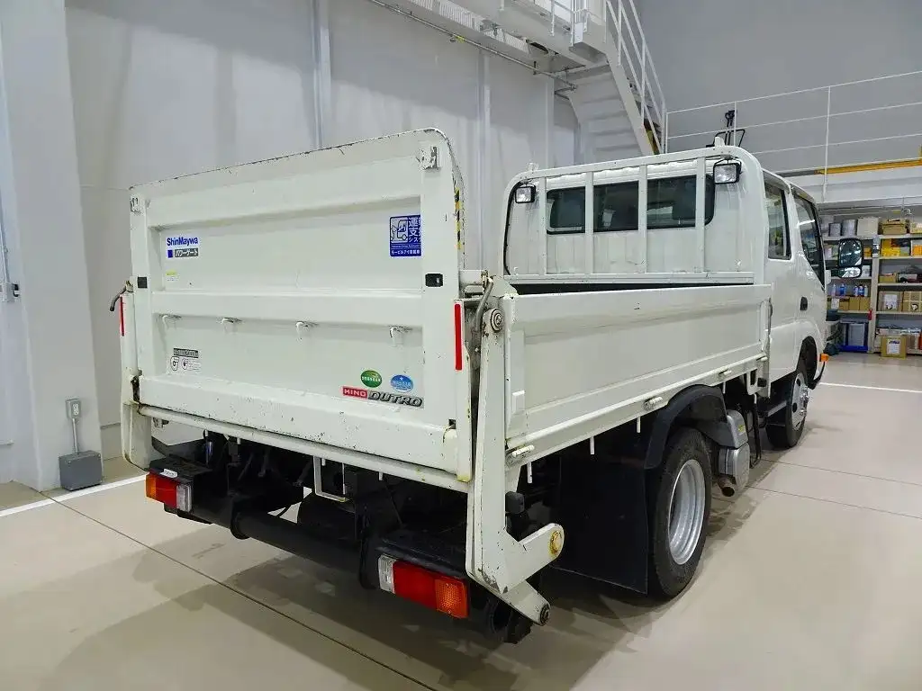 日野 デュトロ 小型 平ボディ Wキャブ パワーゲートの中古トラック画像2