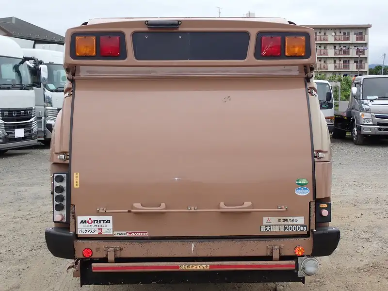 三菱 キャンター 小型 パッカー車 巻き込み式 回転ダンプ式の中古トラック画像4