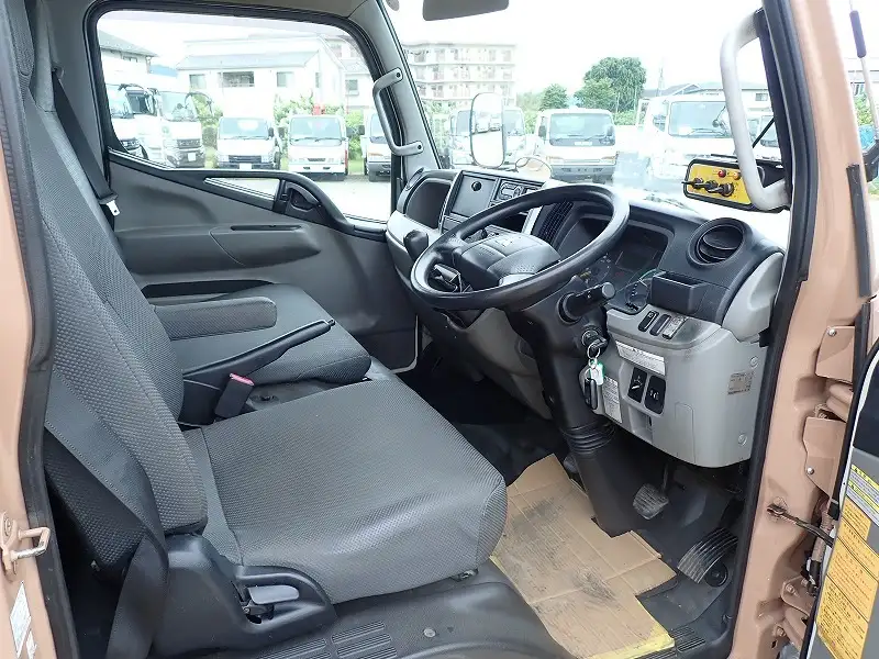 三菱 キャンター 小型 パッカー車 巻き込み式 回転ダンプ式の中古トラック画像10