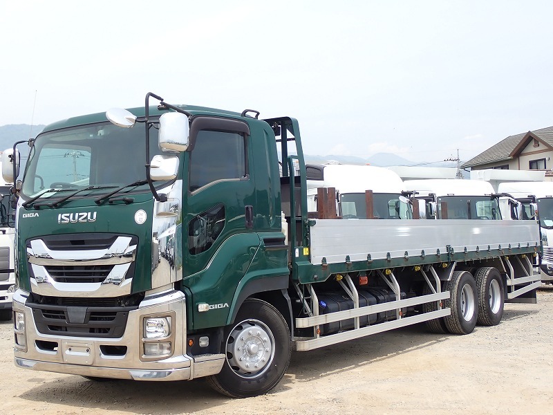 いすゞ ギガ 大型 平ボディ QKG-CYL77B