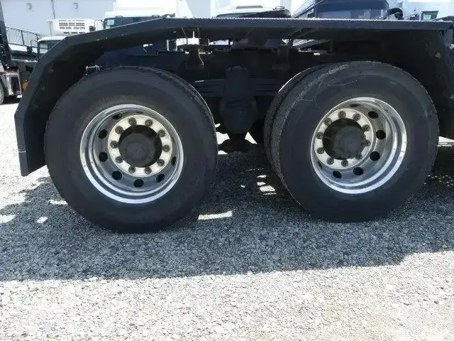日野 プロフィア 大型 トラクター 2デフ ベッドの中古トラック画像20