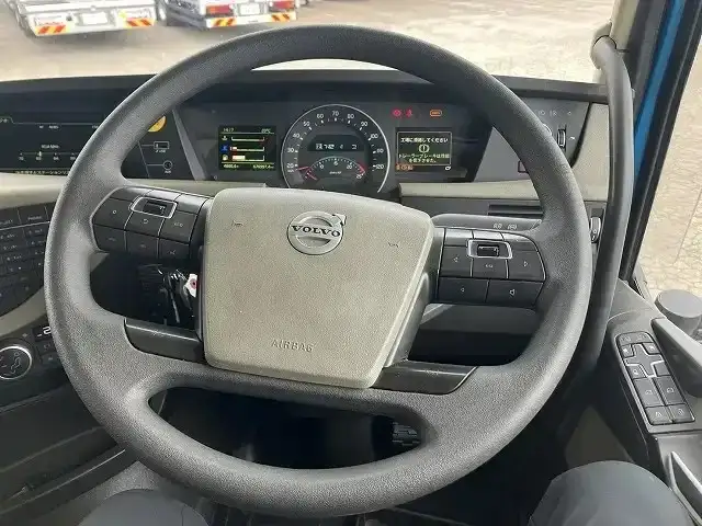ボルボ トラック 大型 トラクター ハイルーフ 1デフの中古トラック画像12