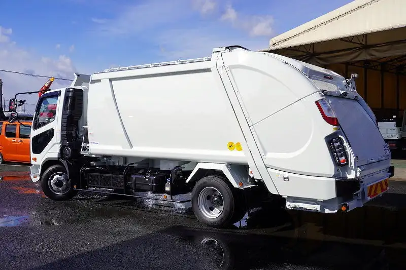 三菱 ファイター 中型/増トン パッカー車 プレス式 2KG-FK72Fの中古トラック画像4