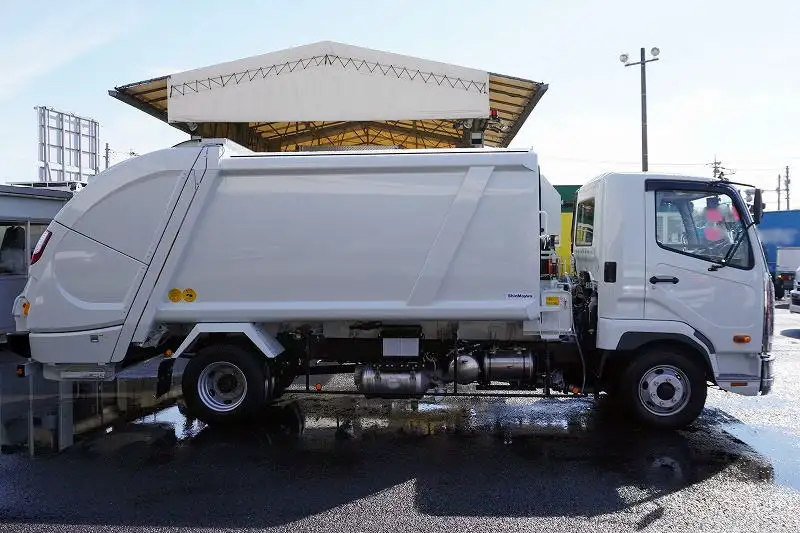 三菱 ファイター 中型/増トン パッカー車 プレス式 2KG-FK72Fの中古トラック画像2