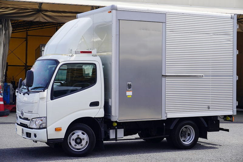 トヨタ ダイナ 小型 アルミバン パワーゲート 床鉄板 の中古トラック【車両No.167756】