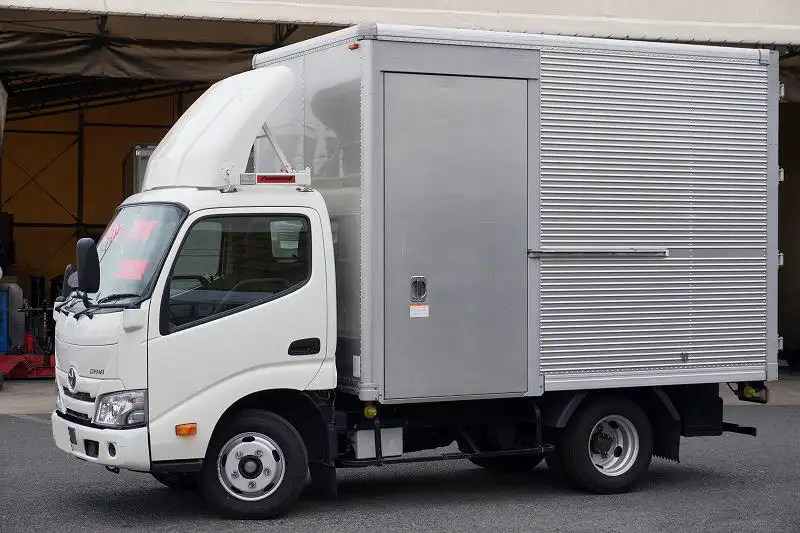 トヨタ ダイナ 小型 アルミバン サイドドア 2RG-XZC605 の中古トラック【車両No.188693】