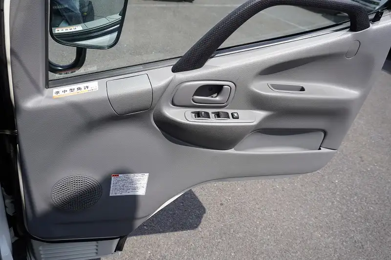 トヨタ ダイナ 小型 アルミバン サイドドア 2RG-XZC605の中古トラック画像15