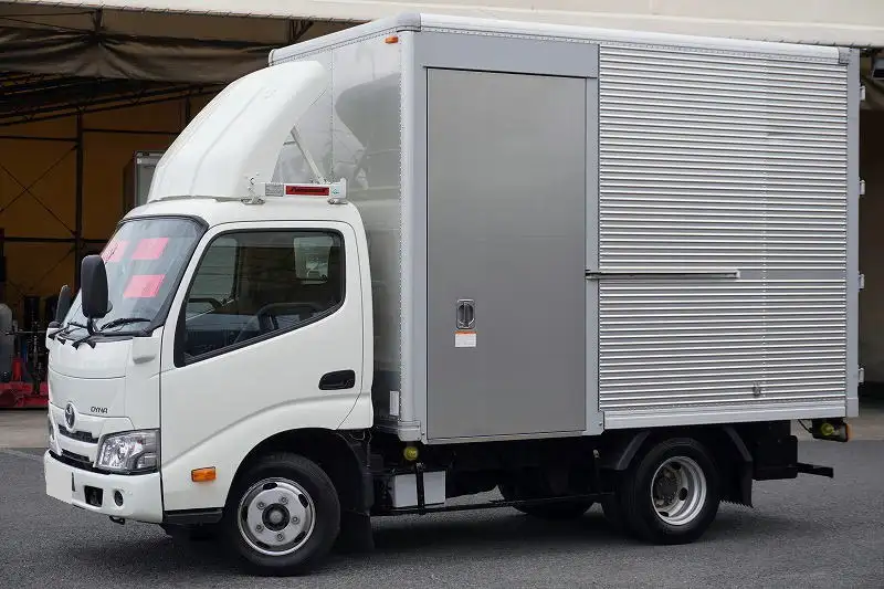 トヨタ ダイナ 小型 アルミバン サイドドア 2RG-XZC605 の中古トラック【車両No.188692】