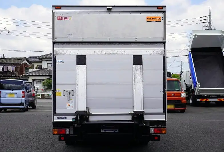 日野 デュトロ 小型 アルミバン パワーゲート 2RG-XZU712Mの中古トラック画像3