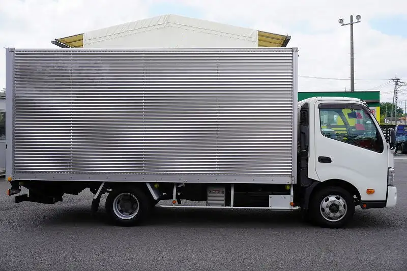 日野 デュトロ 小型 アルミバン パワーゲート 2RG-XZU712Mの中古トラック画像2