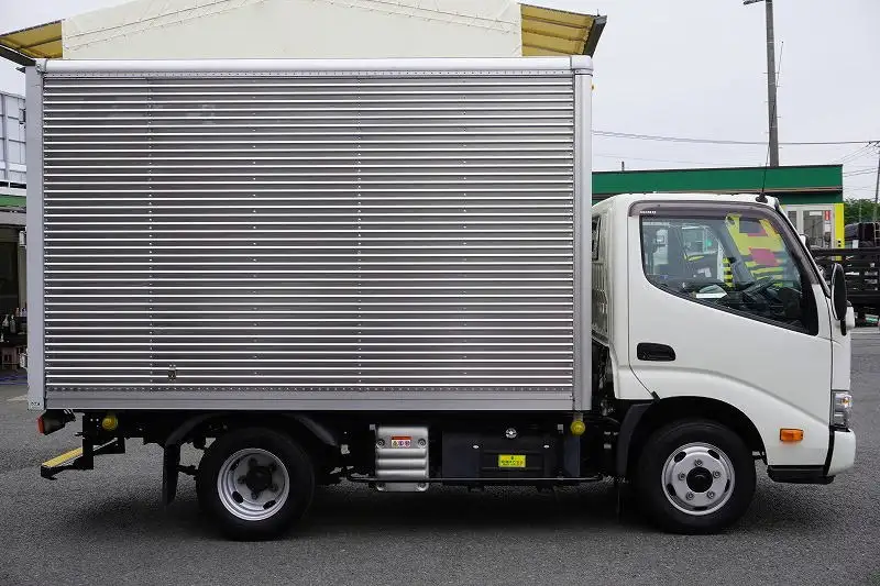 日野 デュトロ 小型 アルミバン 2RG-XZC605M R2の中古トラック画像2