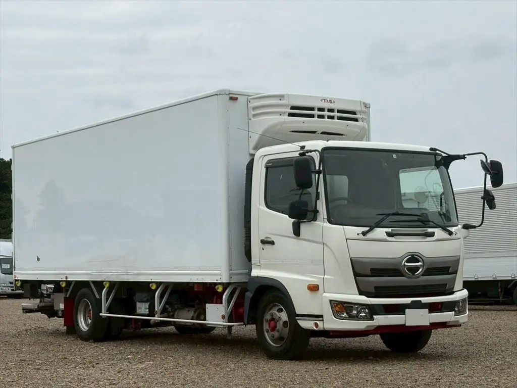 日野 レンジャー 中型/増トン 冷凍冷蔵 低温 パワーゲートの中古トラック画像2
