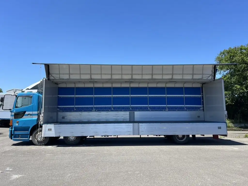 日野 プロフィア 大型 ウイング 幌ウイング QKG-FN1AWAAの中古トラック画像9