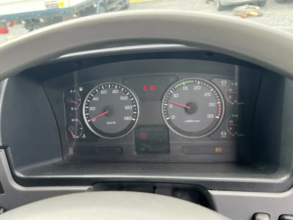 三菱 ファイター 中型/増トン クレーン付 床鉄板 3段の中古トラック画像11