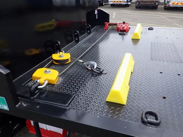 三菱 キャンター 小型 車両重機運搬 ラジコン ウインチの中古トラック画像6