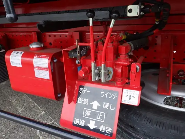 三菱 キャンター 小型 車両重機運搬 ラジコン ウインチの中古トラック画像9