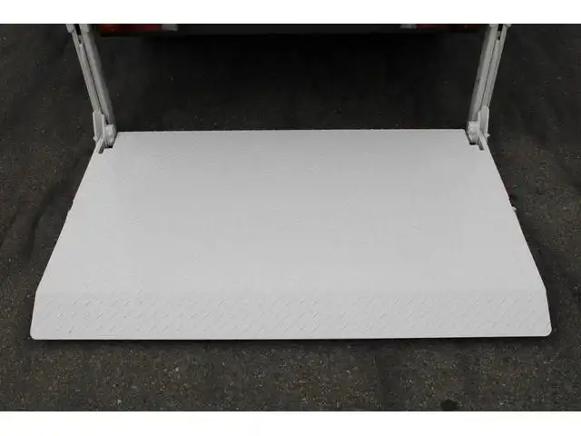 日産UD その他 小型 平ボディ パワーゲート 床鉄板の中古トラック画像7