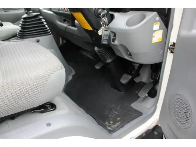 日野 デュトロ 小型 平ボディ  H28の中古トラック画像14