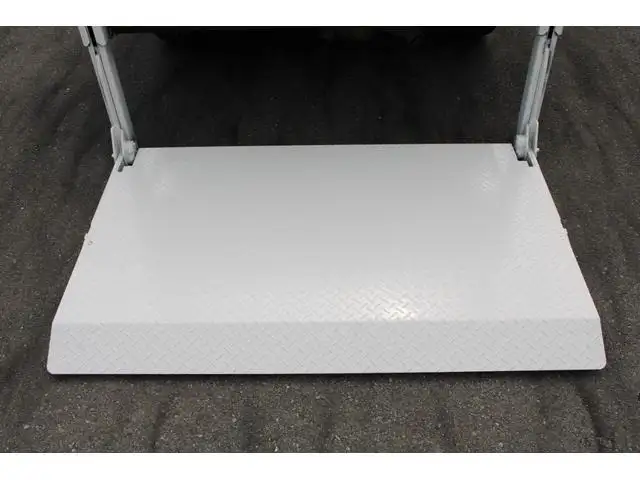 日産UD その他 小型 平ボディ パワーゲート 床鉄板の中古トラック画像7