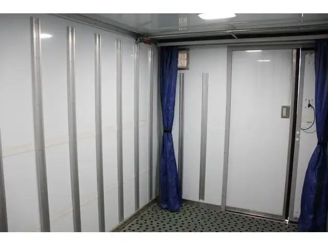 いすゞ エルフ 小型 冷凍冷蔵 低温 2室の中古トラック画像6