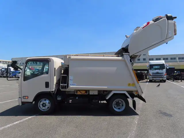 いすゞ エルフ 小型 パッカー車 プレス式 2PG-NPR88YNの中古トラック画像8