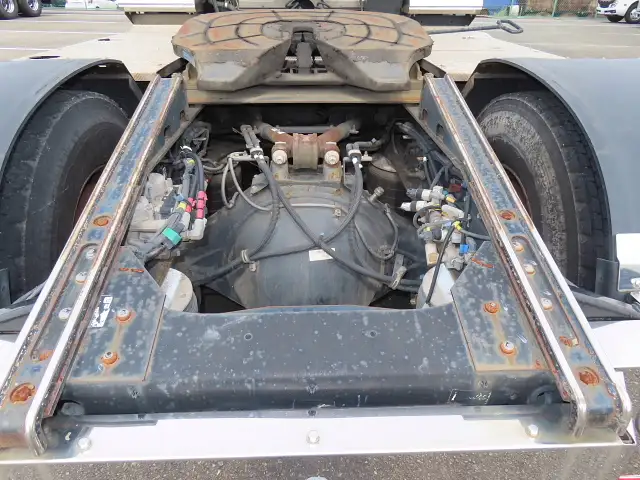 いすゞ ギガ 大型 トラクター ハイルーフ 1デフの中古トラック画像8