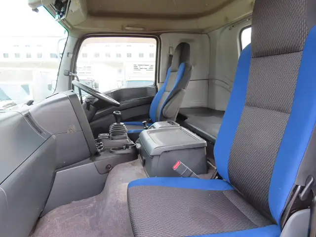いすゞ ギガ 大型 トラクター ハイルーフ 1デフの中古トラック画像13