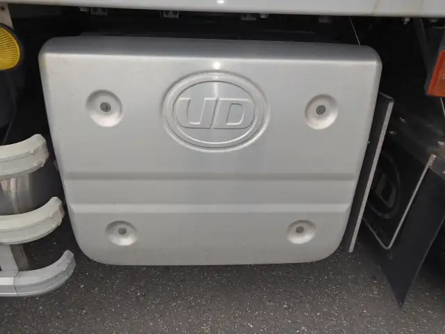 日産UD クオン 大型 ウイング パワーゲート ハイルーフの中古トラック画像12