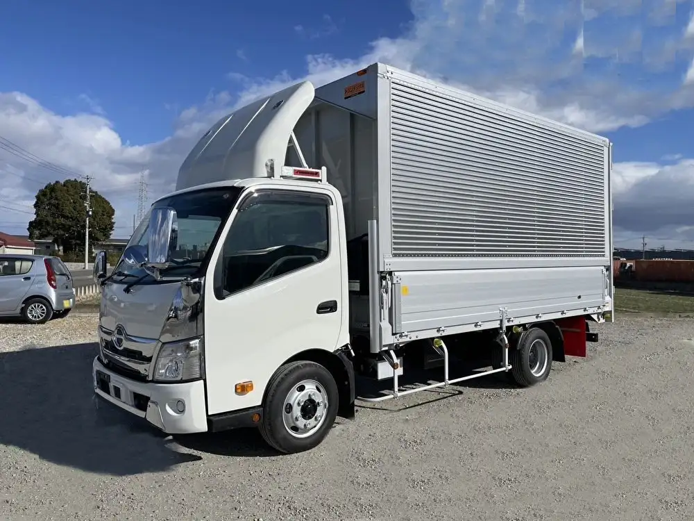 日野 デュトロ 小型 ウイング 2KG-XZU712M R6の中古トラック画像1