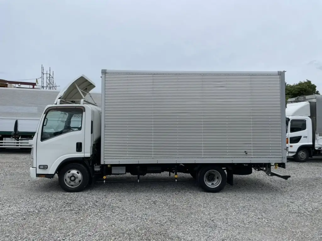 いすゞ エルフ 小型 アルミバン TRG-NNR85AN H27の中古トラック画像5