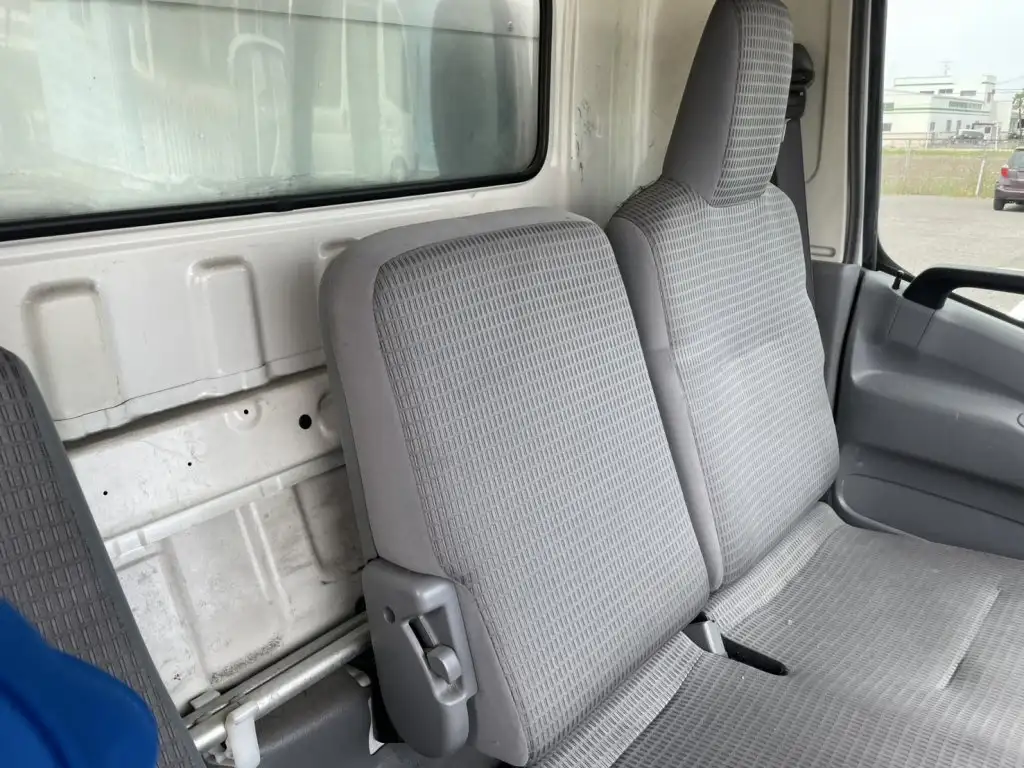 日野 デュトロ 小型 ウイング 幌ウイング TKG-XZU720Mの中古トラック画像12