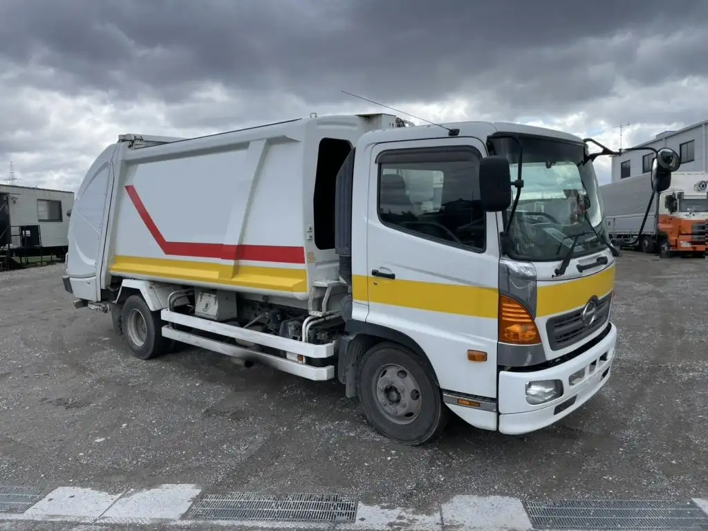 日野 レンジャー 中型/増トン パッカー車 プレス式 BKG-FC7JGYAの中古トラック画像2