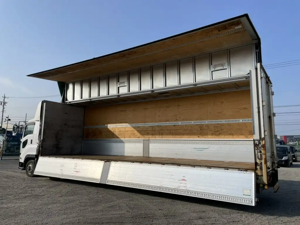 いすゞ ギガ 大型 ウイング 床鉄板 エアサスの中古トラック画像7