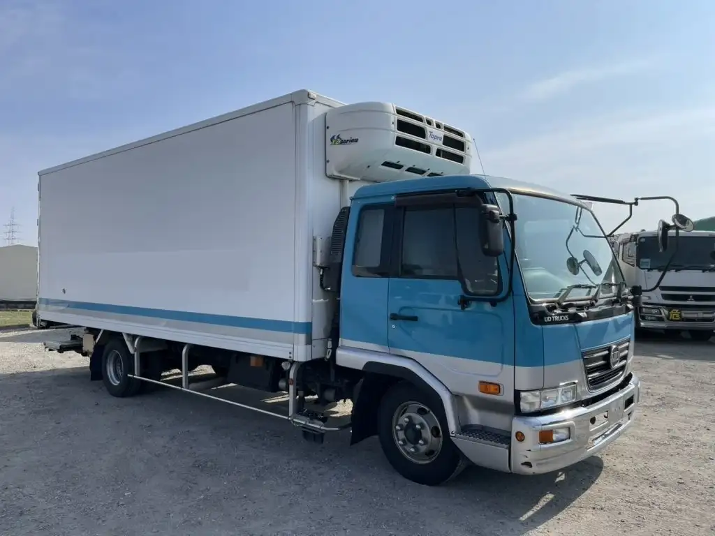 日産UD コンドル 中型/増トン 冷凍冷蔵 低温 パワーゲートの中古トラック画像2