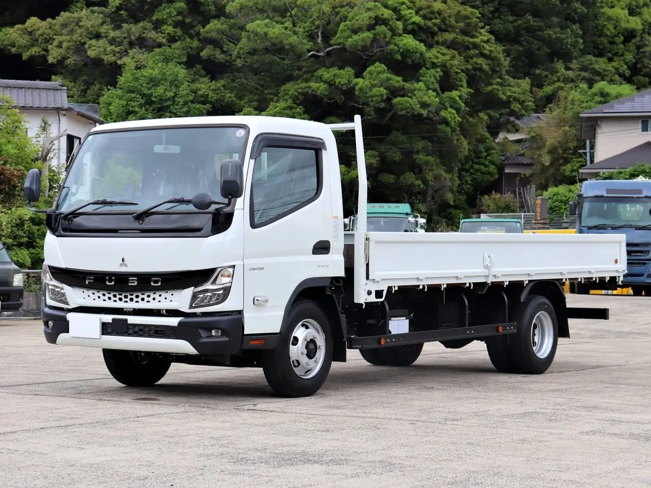 三菱 キャンター 小型 平ボディ 2PG-FEB80 R5 の中古トラック【車両No.188691】