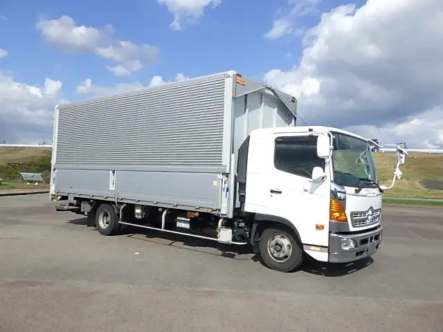日野 レンジャー 中型/増トン ウイング パワーゲート ベッドの中古トラック画像2