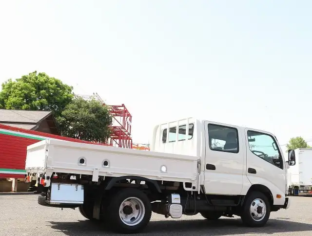 日野 デュトロ 小型 平ボディ Wキャブ TKG-XZU685Mの中古トラック画像3