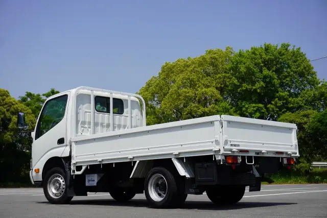 トヨタ ダイナ 小型 平ボディ QDF-KDY231 H26の中古トラック画像4