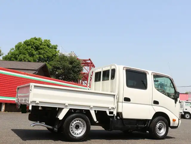 トヨタ ダイナ 小型 平ボディ Wキャブ LDF-KDY281の中古トラック画像3