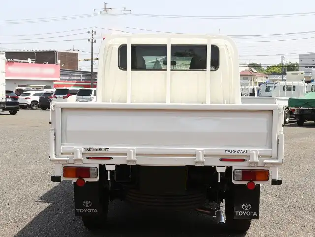 トヨタ ダイナ 小型 平ボディ Wキャブ LDF-KDY281の中古トラック画像4