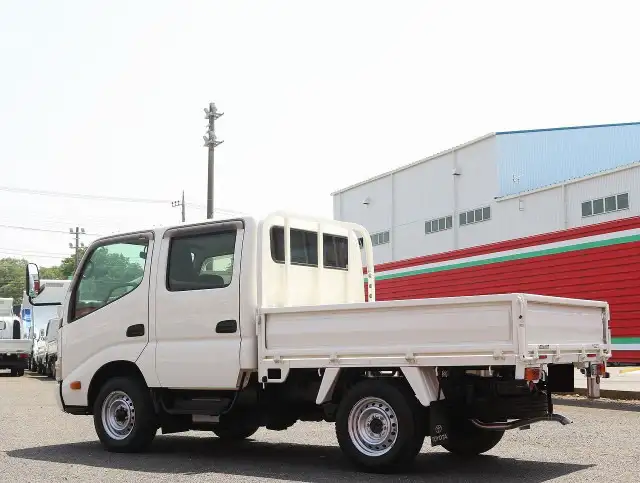 トヨタ ダイナ 小型 平ボディ Wキャブ LDF-KDY281の中古トラック画像5